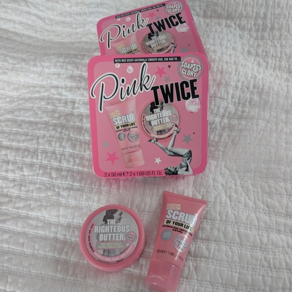Soap and glory pink twice set - Picture 4 of 4